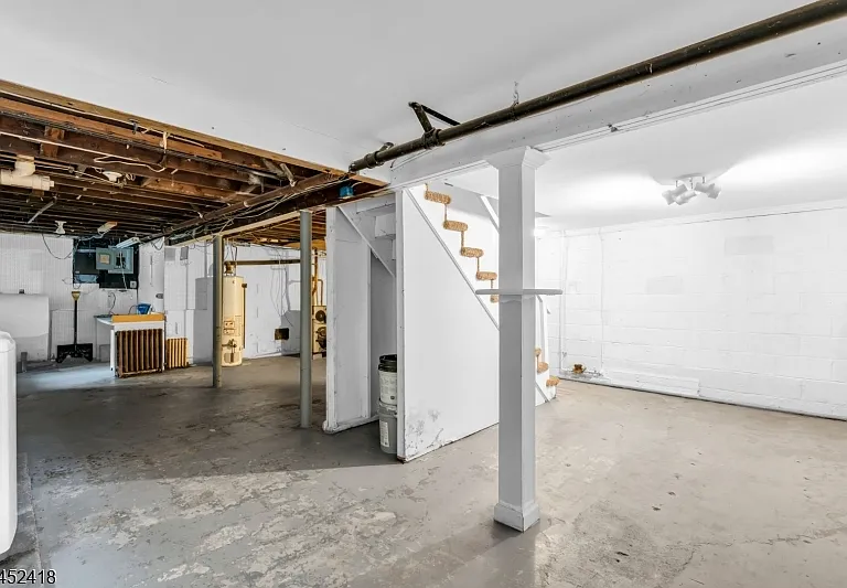 106 Mountain Ave — Photo 27