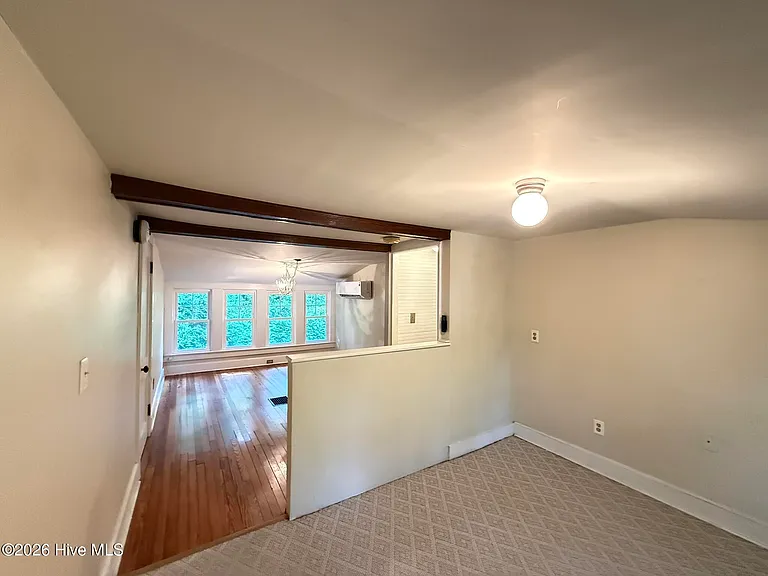 360 E Maine Ave — Photo 23