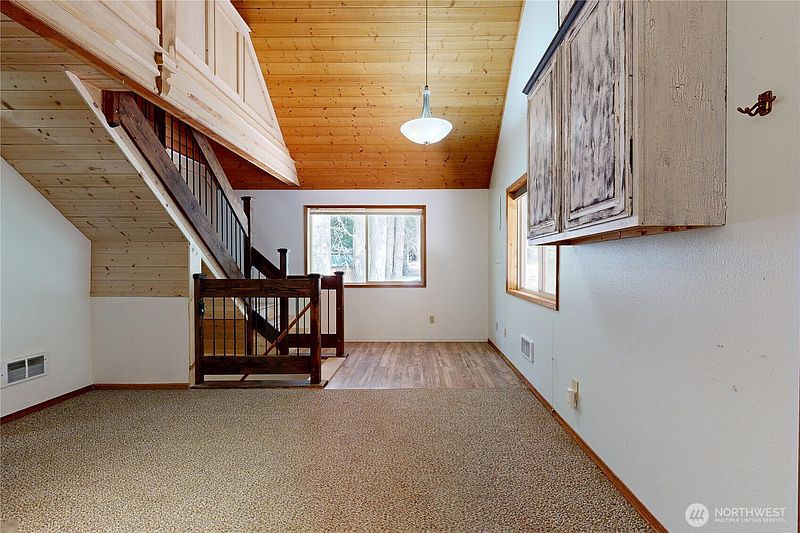 2nd image of 58504 Wildwood Loop