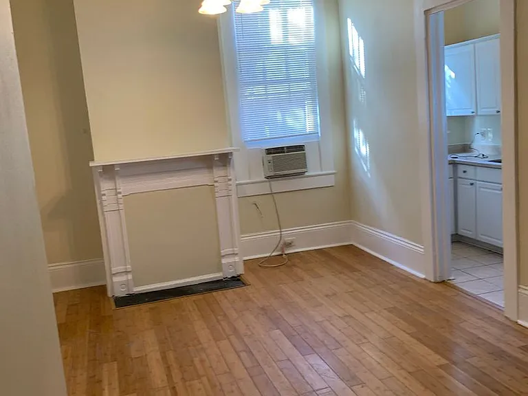 121 S Gayoso St — Photo 2