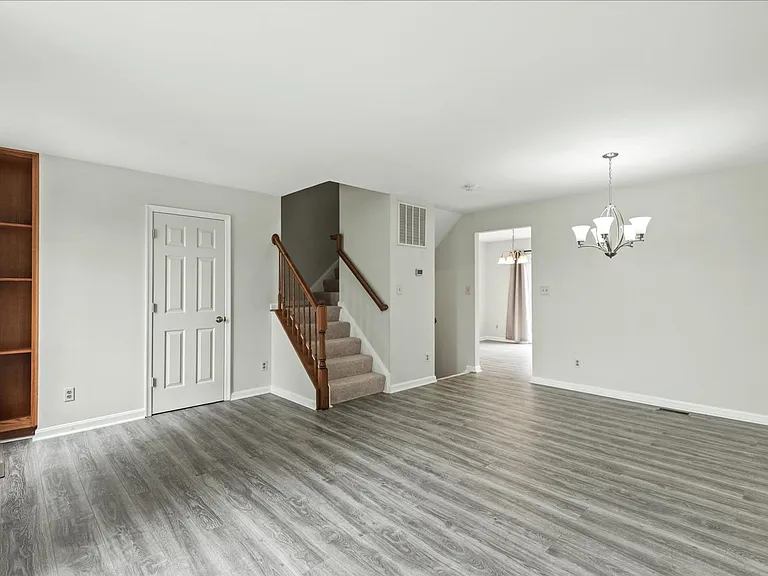 10043 Gander Ct — Photo 11