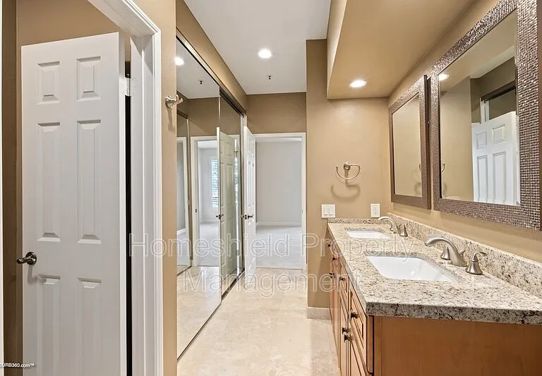 5895 Friars Rd #5211 — Photo 23