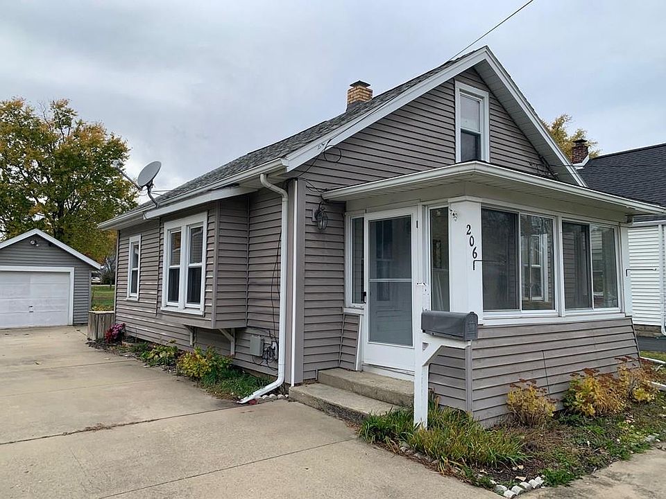 1st image of 206 Sherman Ave