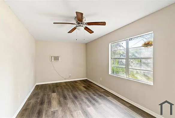 622 Airport Rd — Photo 12
