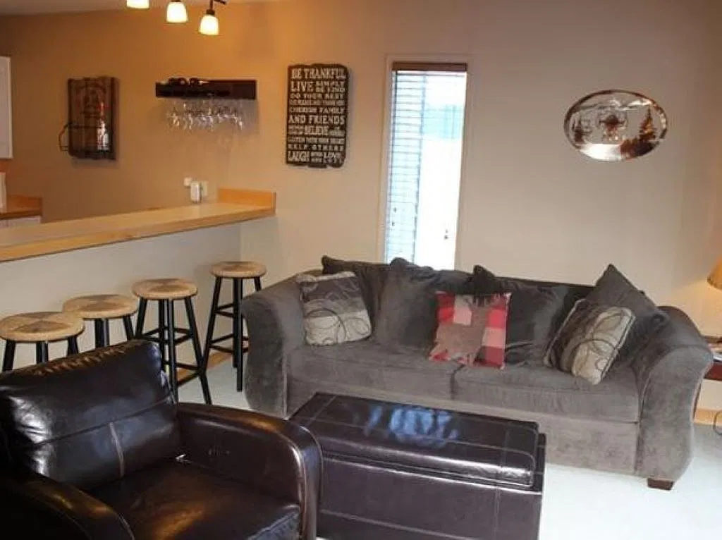 1 bed, 400 sqft, $2,495 — Photo 2