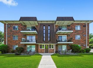5701 W 129th St #2B, Crestwood, IL 60445