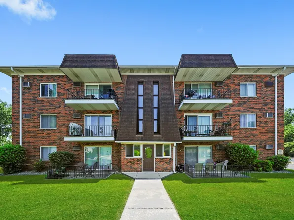 5701 W 129th St #2B, Crestwood, IL 60445