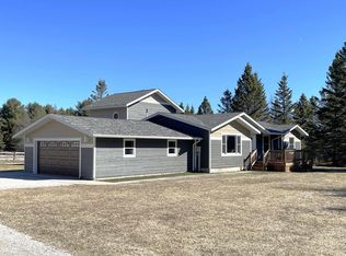 2724 W Jackson Rd, Gulliver, MI 49840