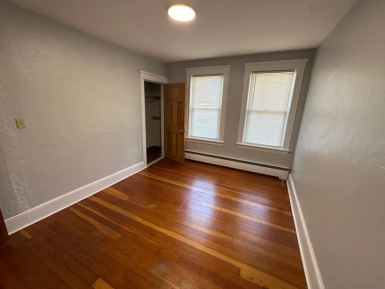 59 Cooper Ave #2F — Photo 9