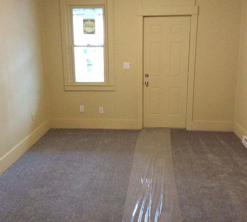 1st image of 305 W 2nd St