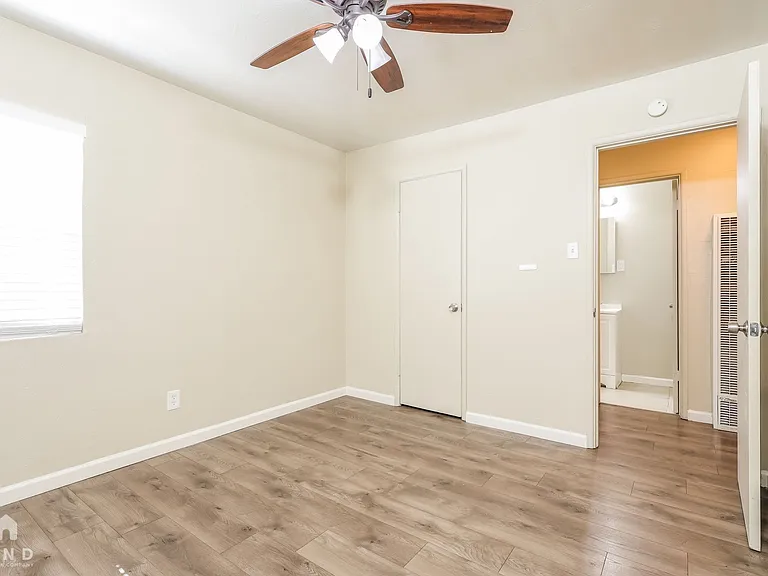 466 Capitol Hill Ave #1 — Photo 14