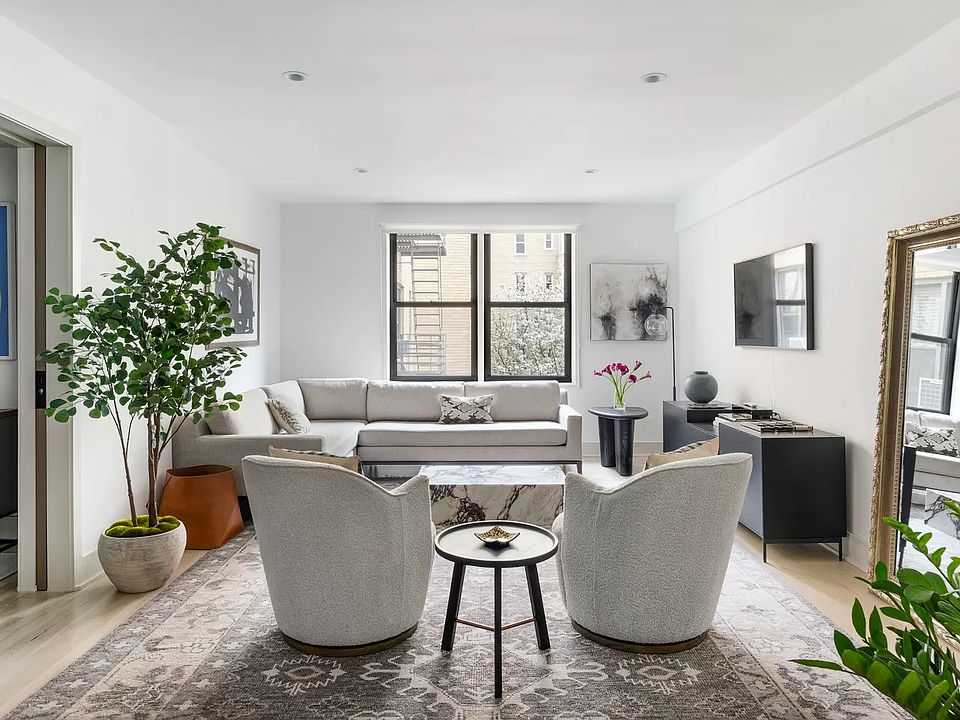 1st image of 30 E 9th St APT 5G