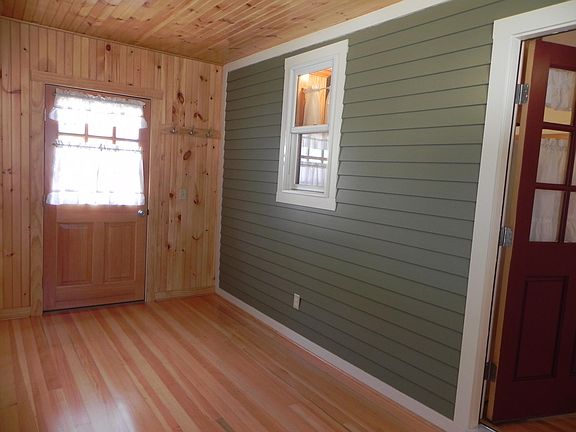 Enclosed porch