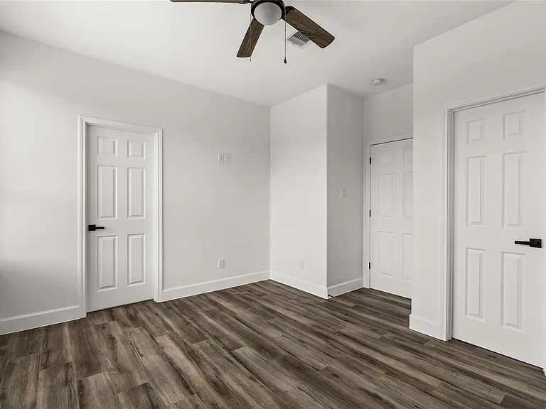 8121 Grandview St — Photo 17