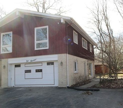 2nd image of 100 Iroquois Trl