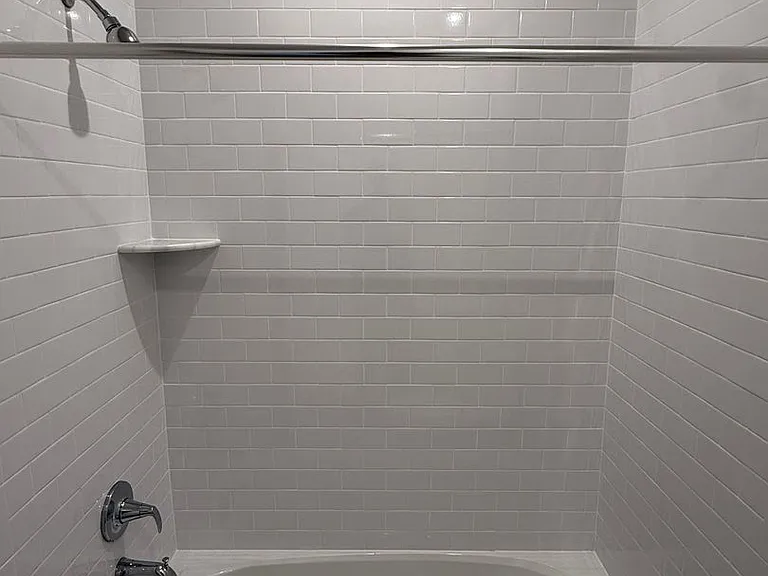 1915 Barolo Blvd — Photo 23