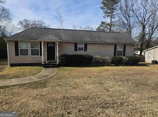 5211 18th Ave, Valley, AL 36854