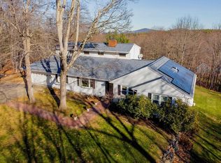 58 Ridgeview Ln, New Boston, NH 03070