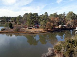 3865 Kingswood Ln, Hayes, VA 23072