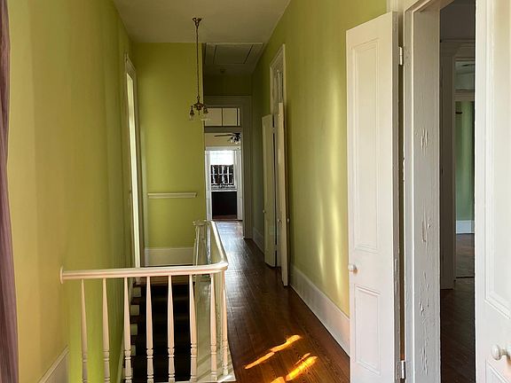 5th image of 1227 Washington Ave