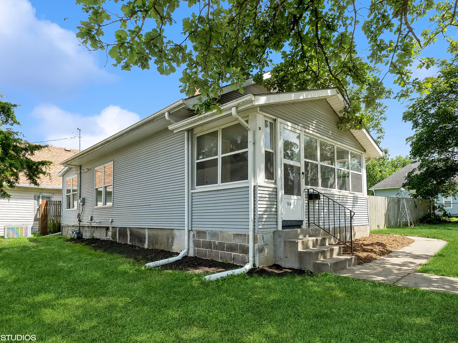 2 bed, 648 sqft, $1,100 — Photo 3