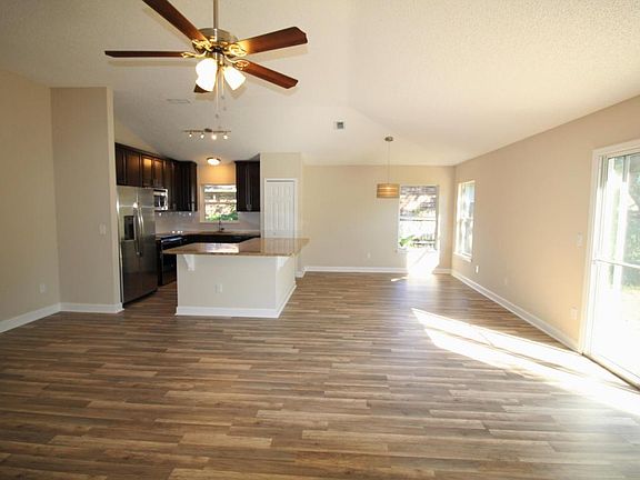 3rd image of 3299 Cancun Dr E