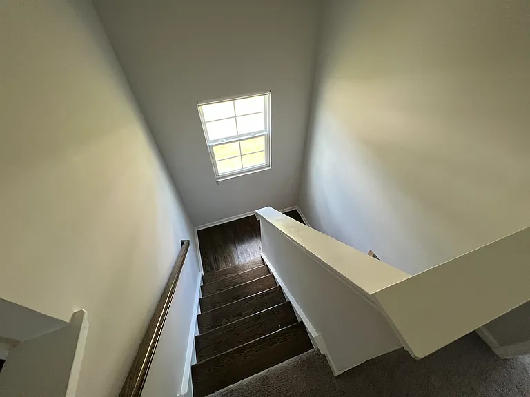 1114 Gemma Dr — Photo 4