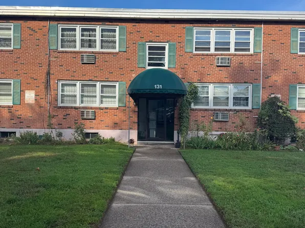 131 Milford Street Extension #5B, Plainville, CT 06062