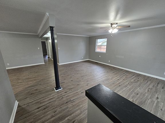 2nd image of 1109 Mellon St