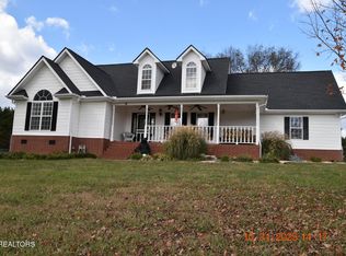 1481 Indian Warpath Rd, Sevierville, TN 37876