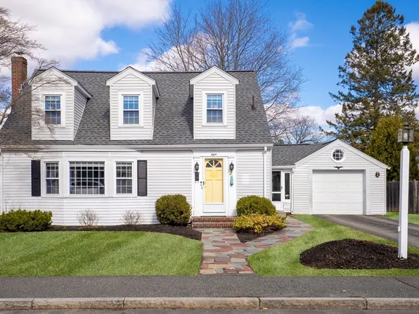 8 Florence St, Milford, MA 01757