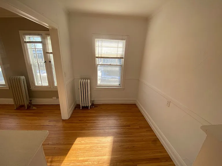 Kewanis Court Apartments — Photo 14