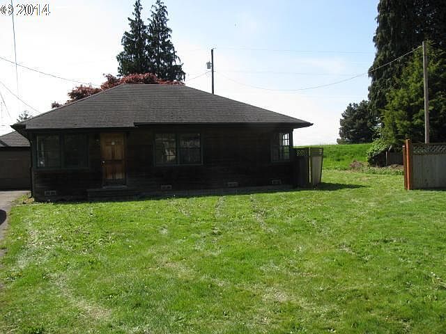 1st image of 3104 Yeoman Ave