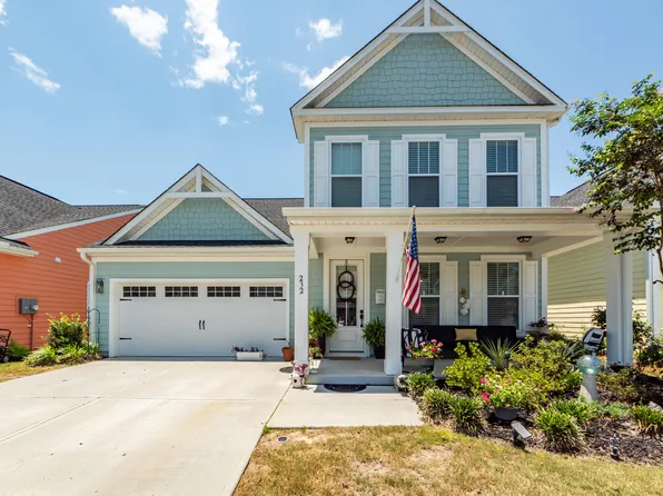 232 Summer Tanager Dr, Ravenel, SC 29470
