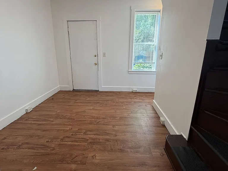 236 W Mifflin St — Photo 10