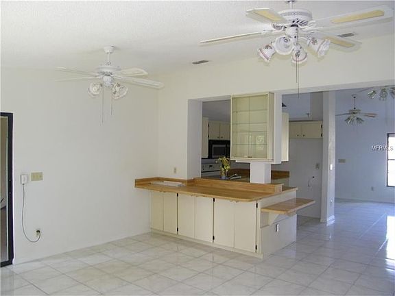 5th image of 1322 Blythe Ave