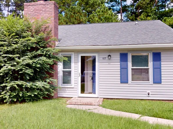 117 Pine Crest Dr, Jacksonville, NC 28546