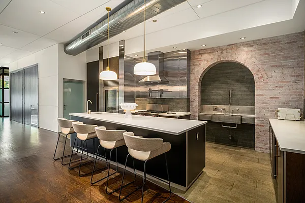 Sold by Compass | media 9