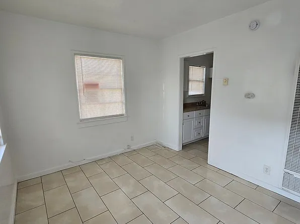 359-361 N Wateka St, San Jacinto, CA 92583