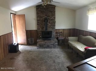1203 S 5th Ave, Yakima, WA 98902