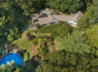 355 Old Albany Post Rd, Garrison, NY 10524