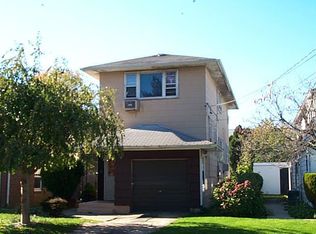 390 Hawthorne Ave, Uniondale, NY 11553