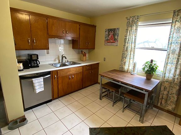 4th image of 7103 W Thurston Ave