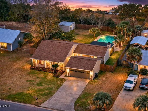 168 Derby Woods Dr, Lynn Haven, FL 32444