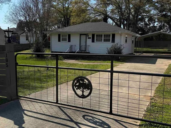 105 Flora Ave, Greenville, SC 29611