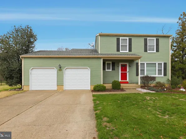 26 Tall Timber Ln, Burlington, NJ 08016