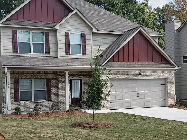 1139 Hartwell Rd — Photo 1