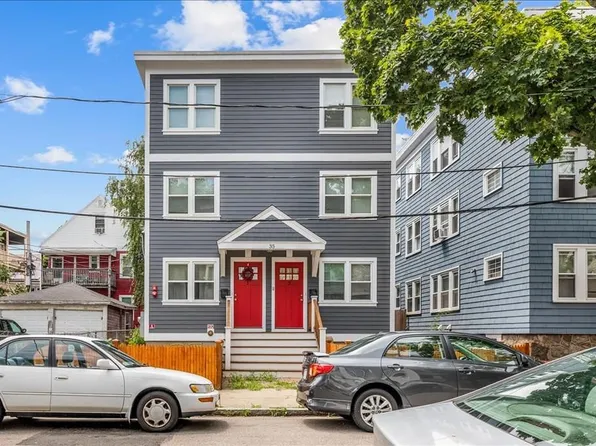 35 Melbourne St APT 4, Dorchester Center, MA 02124