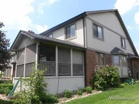 4th image of 16036 Acorn Dr