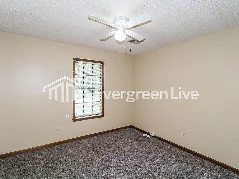 2822 Baywood Dr — Photo 8